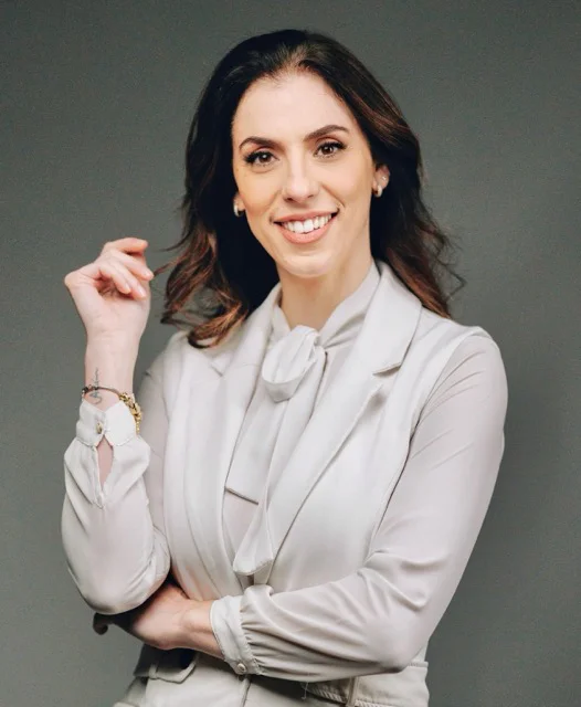 Retrato de Dra. Camila Pasin, mentora do A3 Programa Clínico